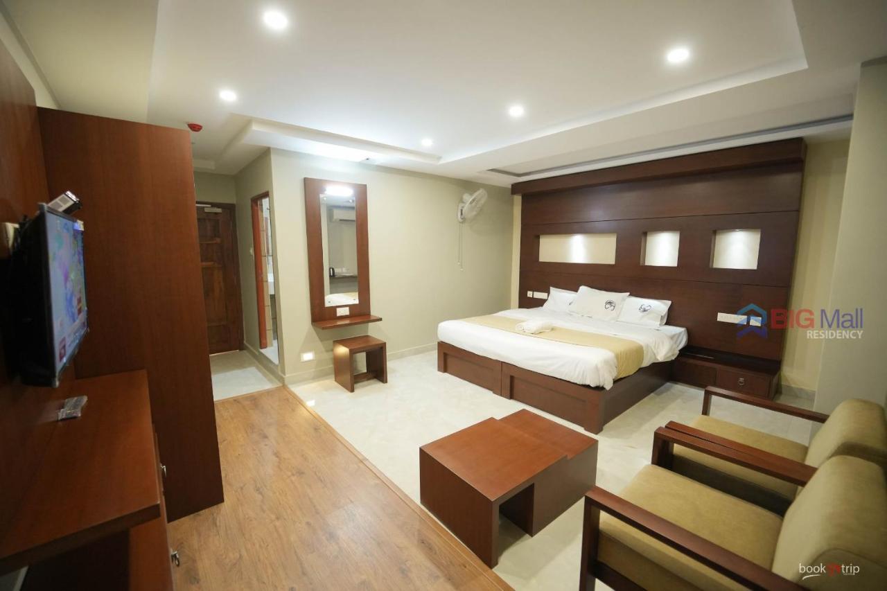 Bigmall Residency Hotell Kannangad Exteriör bild