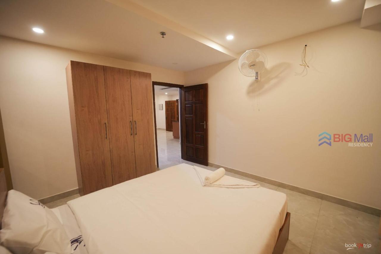 Bigmall Residency Hotell Kannangad Exteriör bild